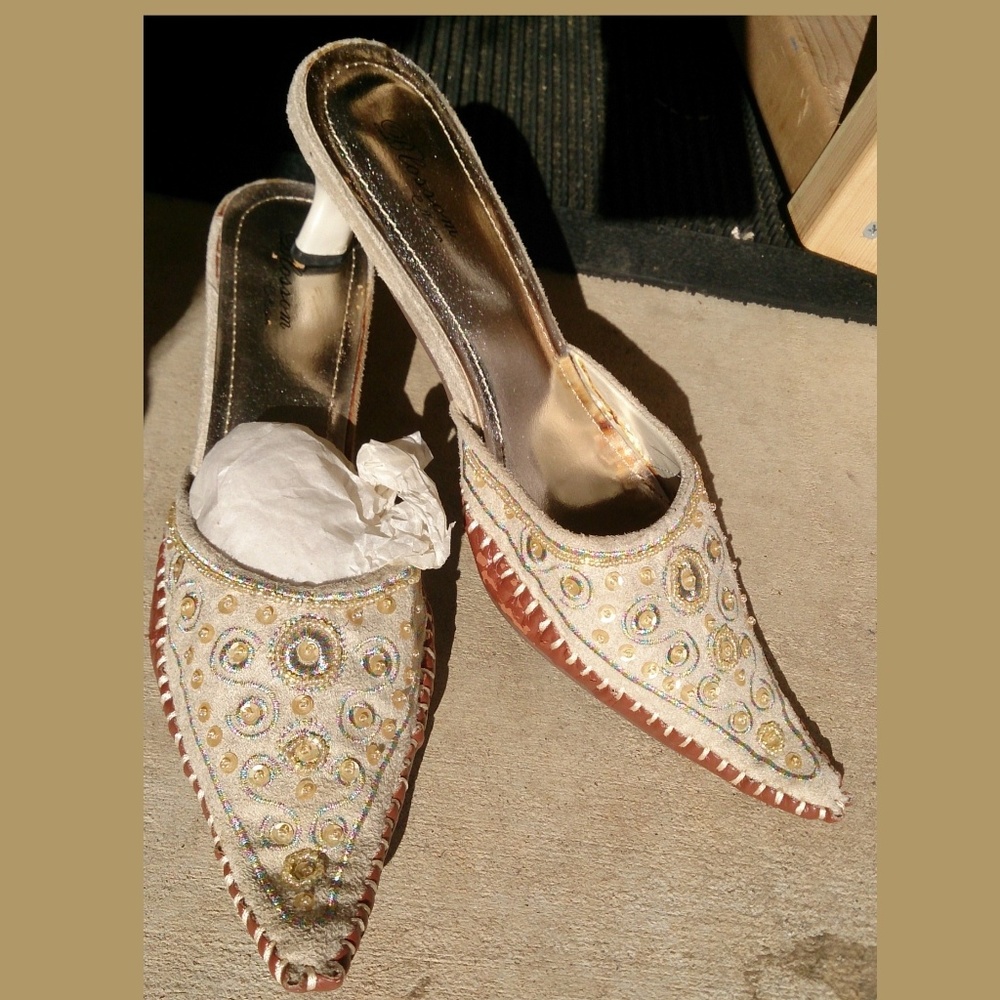 ShoesSZ8 leather suede beading sequin kitten heel